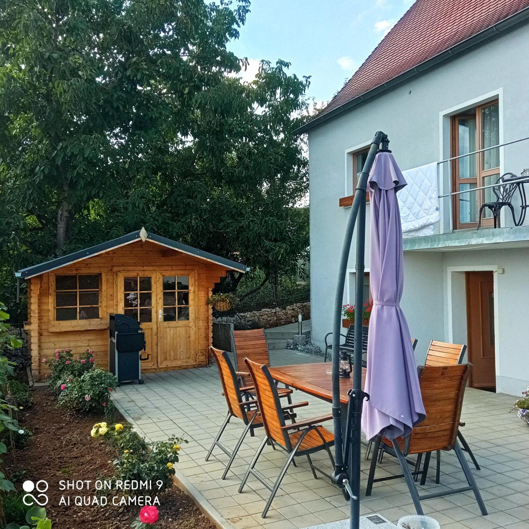 Karolingerweg Hotel Lauterhofen Exterior photo